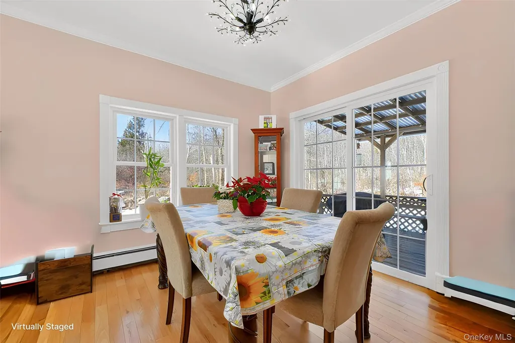 8 Garrett Place Carmel NY 10512