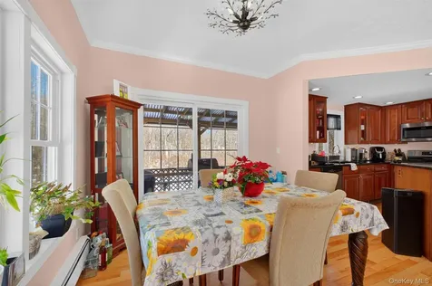 8 Garrett Place Carmel NY 10512
