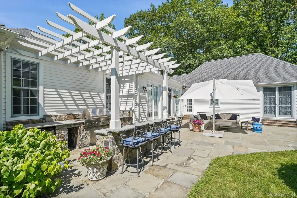 48 Davids Way Bedford Hills NY 10507