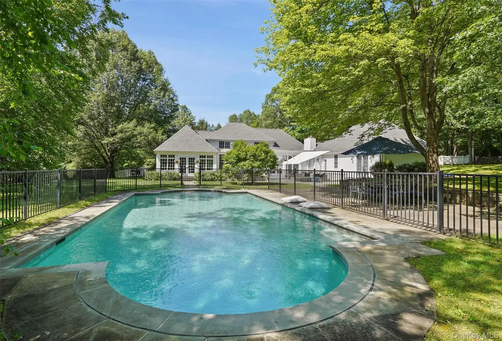 48 Davids Way Bedford Hills NY 10507