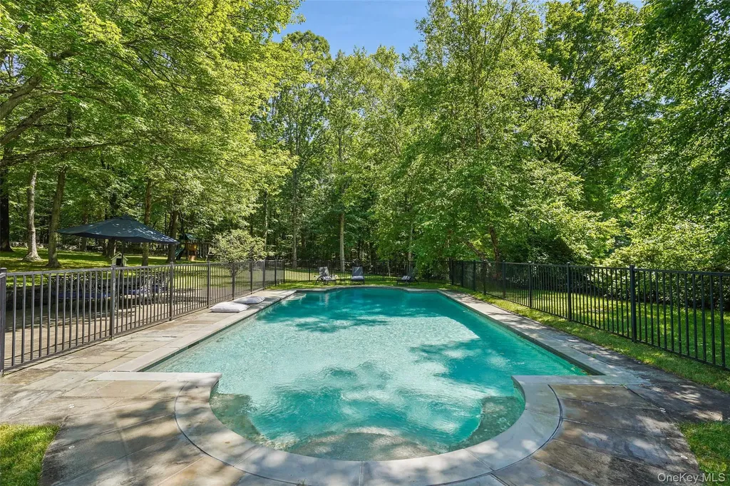 48 Davids Way Bedford Hills NY 10507
