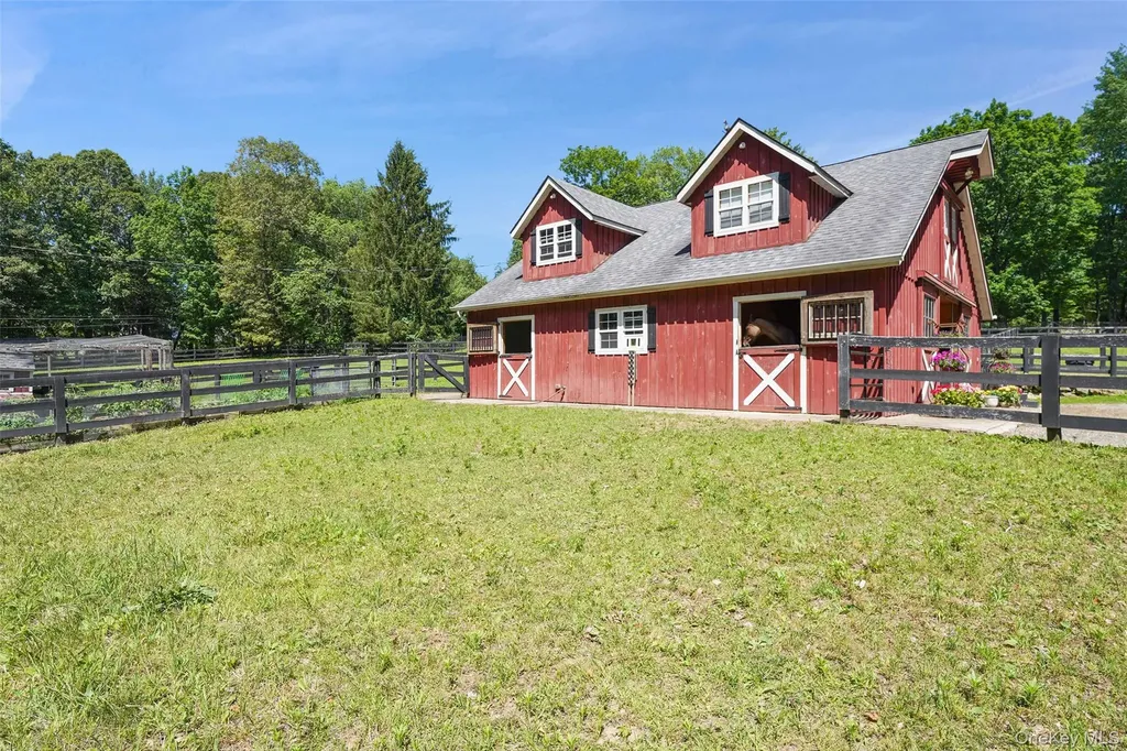 48 Davids Way Bedford Hills NY 10507