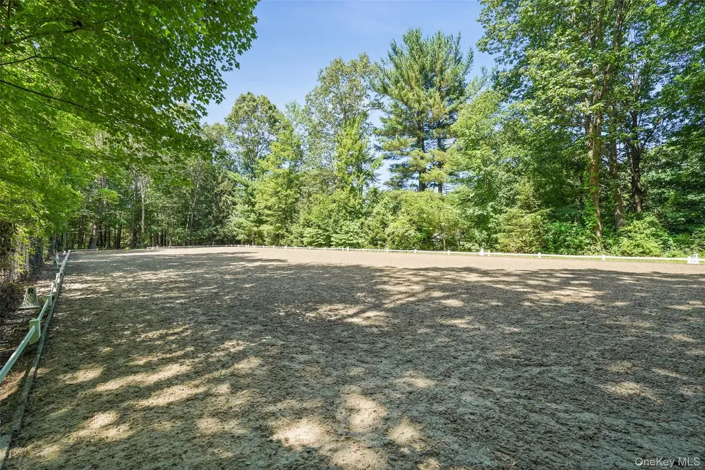 48 Davids Way Bedford Hills NY 10507