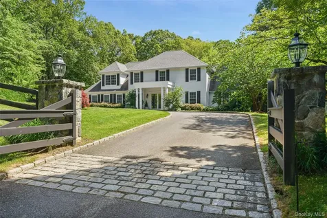 48 Davids Way Bedford Hills NY 10507