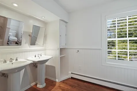 48 Davids Way Bedford Hills NY 10507