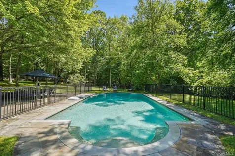48 Davids Way Bedford Hills NY 10507