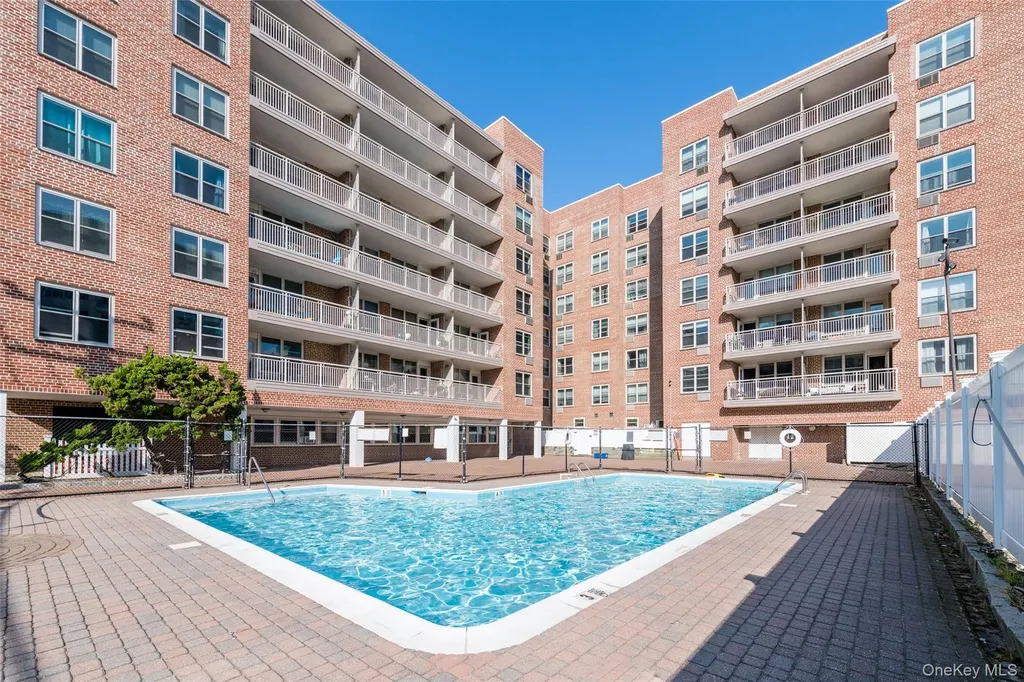 410 E Broadway E Long Beach NY 11561