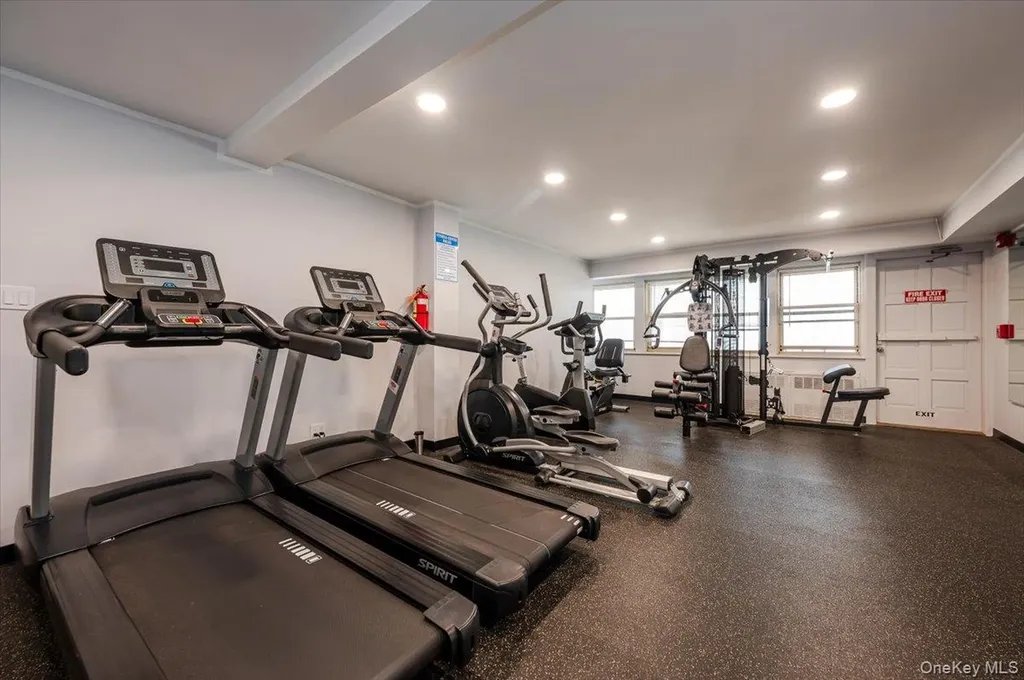 410 E Broadway E Long Beach NY 11561