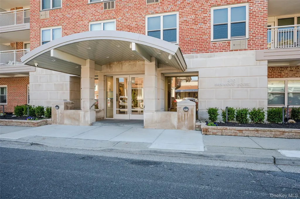 410 E Broadway E Long Beach NY 11561