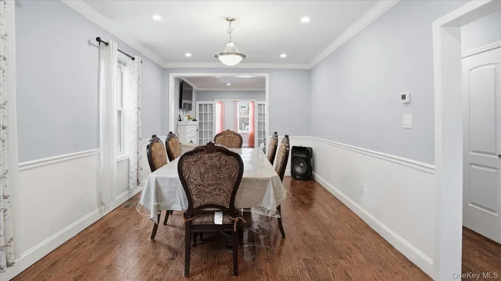 56 Northumberland Lynbrook NY 11563