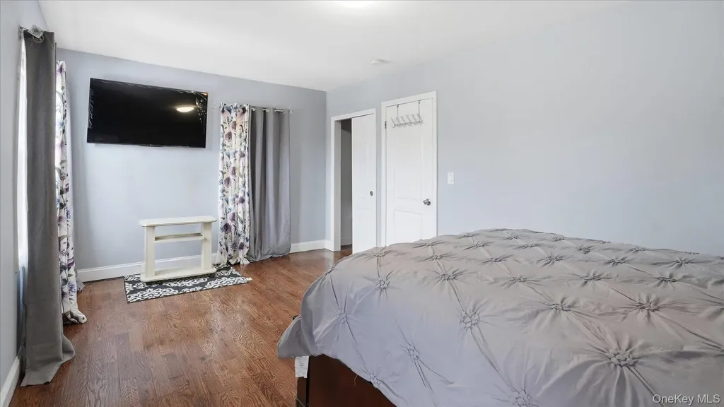 56 Northumberland Lynbrook NY 11563