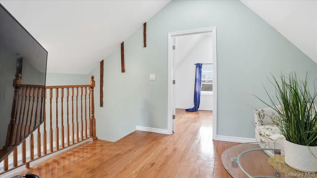 56 Northumberland Lynbrook NY 11563