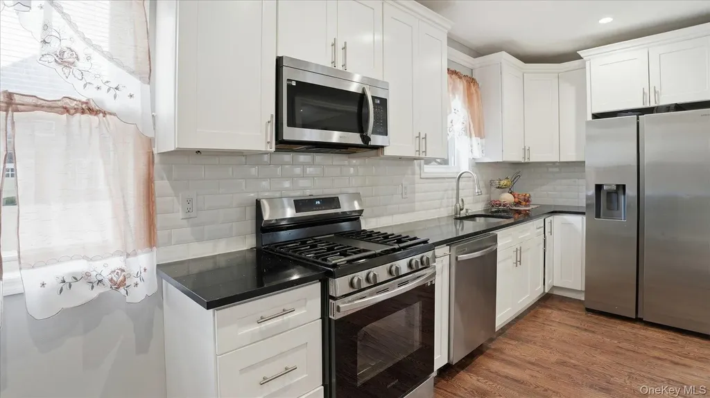 56 Northumberland Lynbrook NY 11563