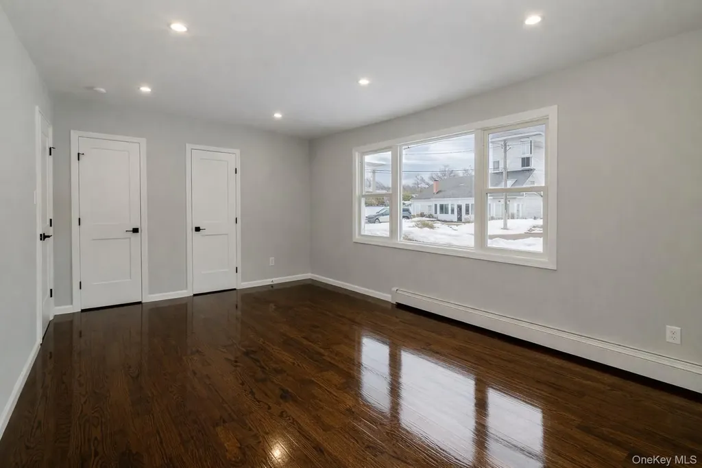 7 Amherst Place Massapequa NY 11758