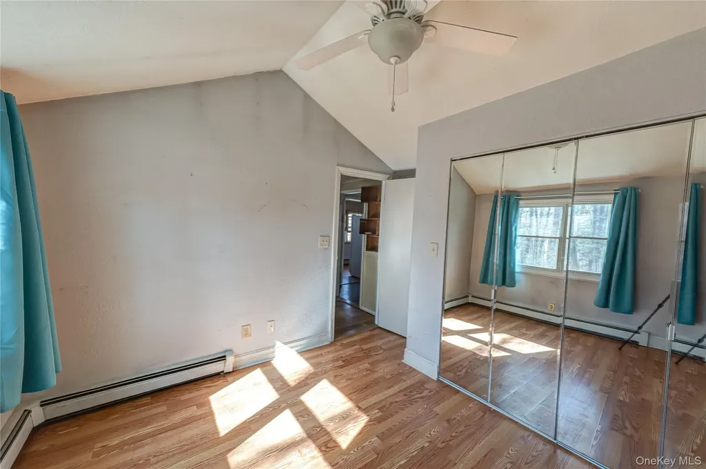 75 Herod Point Road Wading River NY 11792