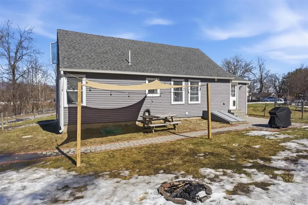 2151 State Route 52 Pine Bush NY 12566