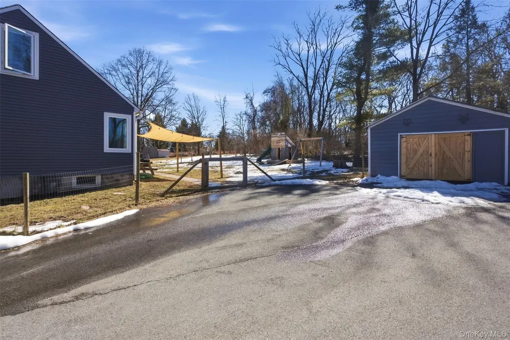 2151 State Route 52 Pine Bush NY 12566