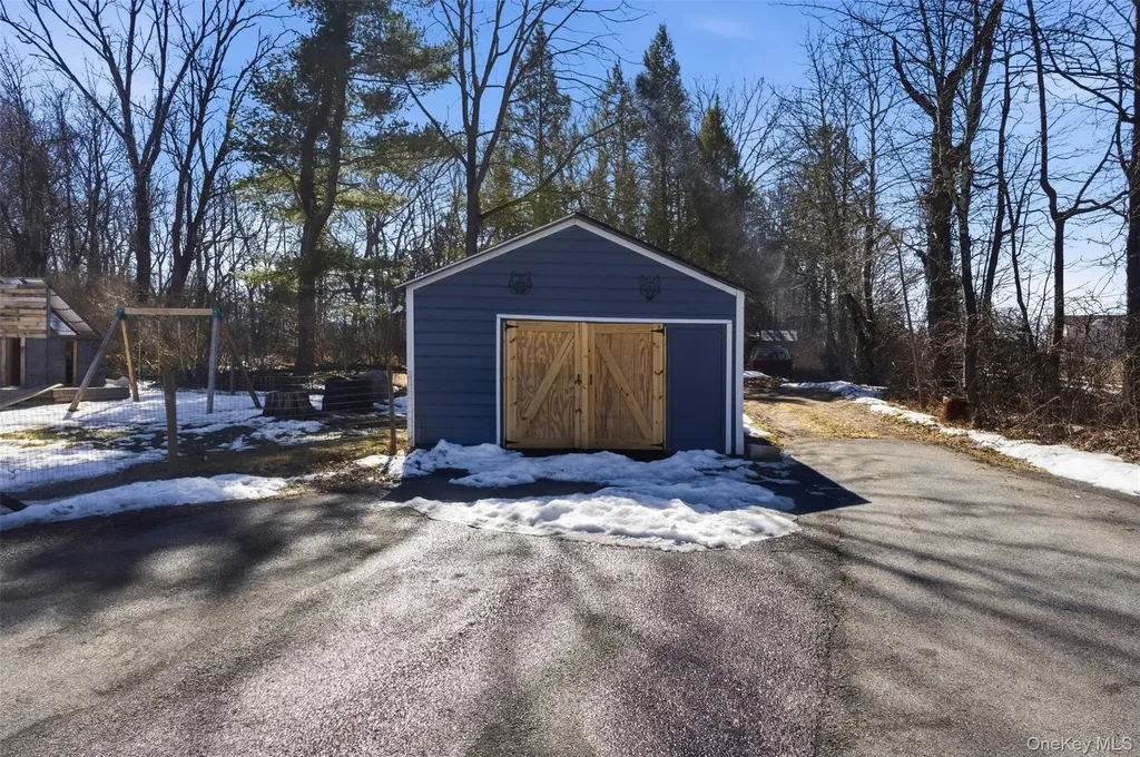 2151 State Route 52 Pine Bush NY 12566
