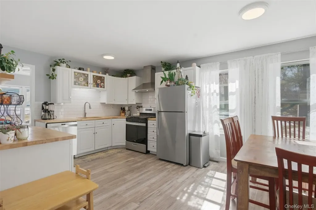 2151 State Route 52 Pine Bush NY 12566
