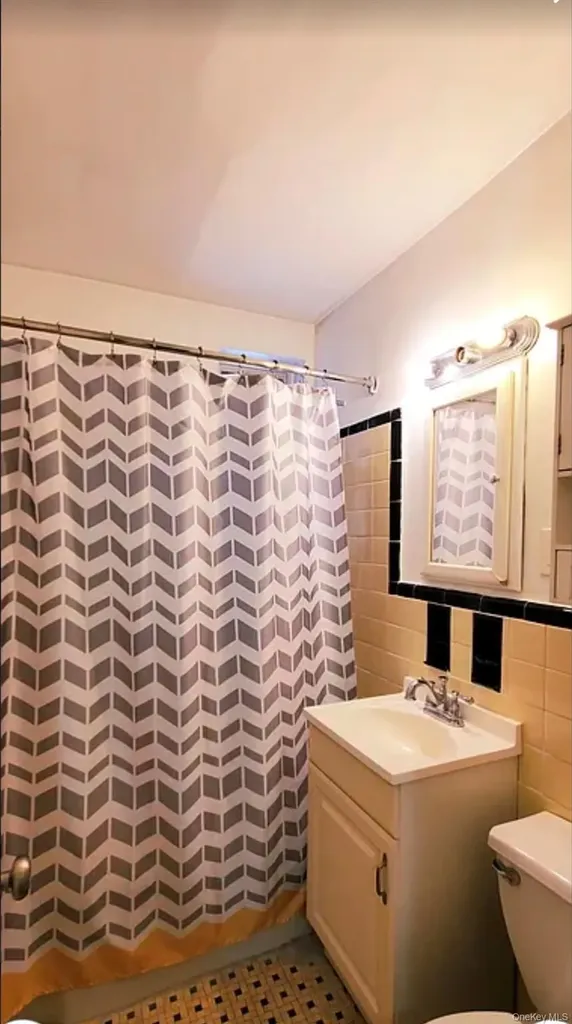 105-37 64th Avenue Forest Hills NY 11375