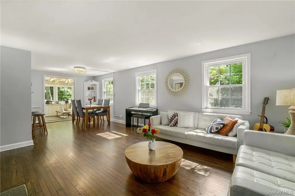 64 Pine Cliff Road Chappaqua NY 10514
