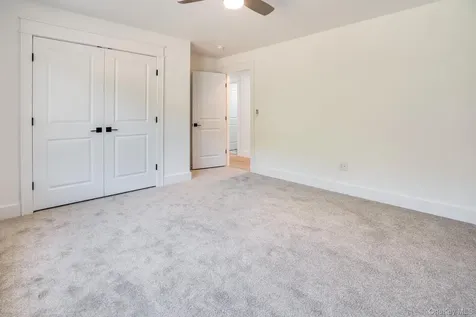 989 Freedom Road Pleasant Valley NY 12569