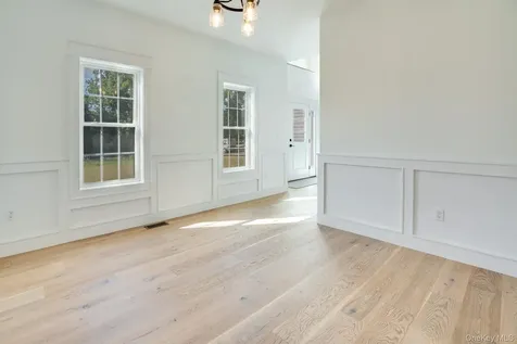 989 Freedom Road Pleasant Valley NY 12569