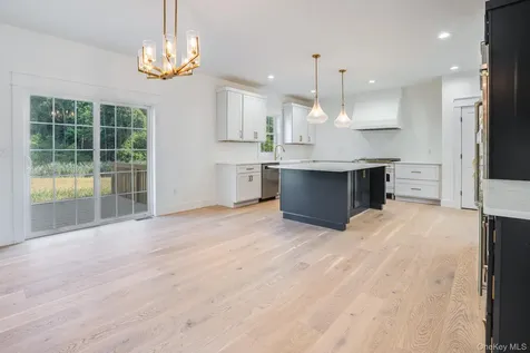 989 Freedom Road Pleasant Valley NY 12569