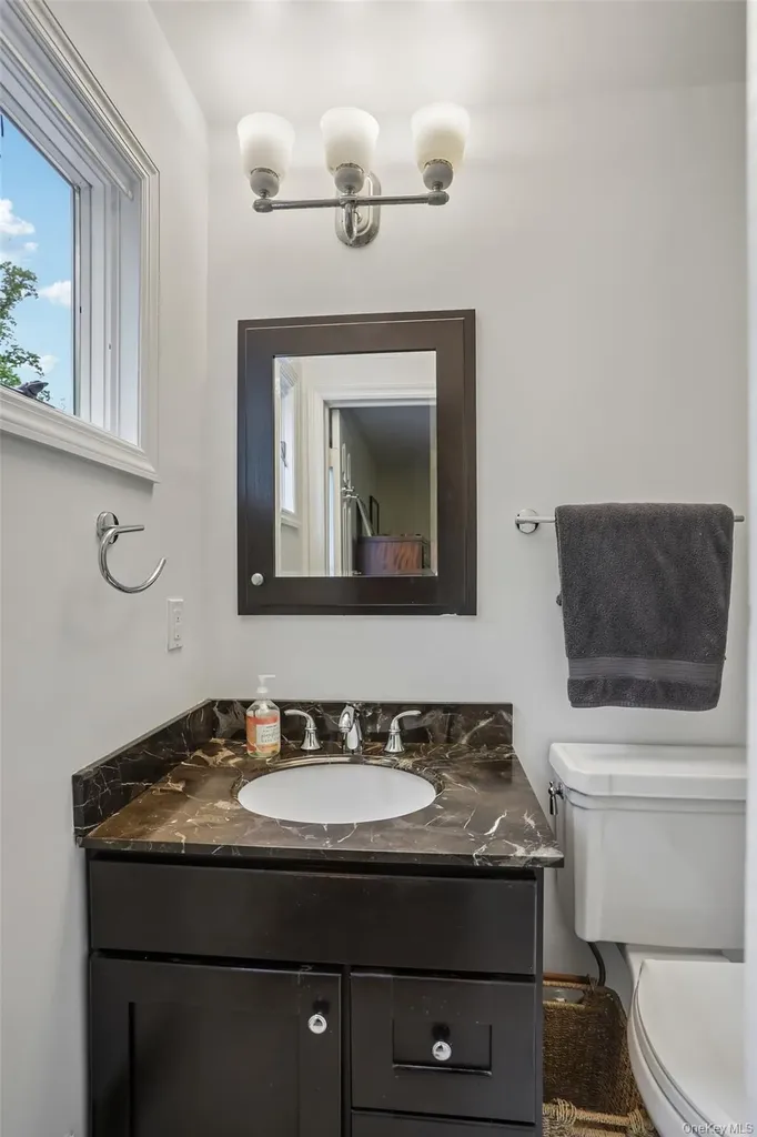 53 Shepherds Drive Scarsdale NY 10583