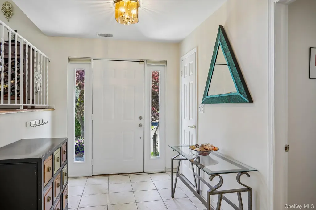 53 Shepherds Drive Scarsdale NY 10583