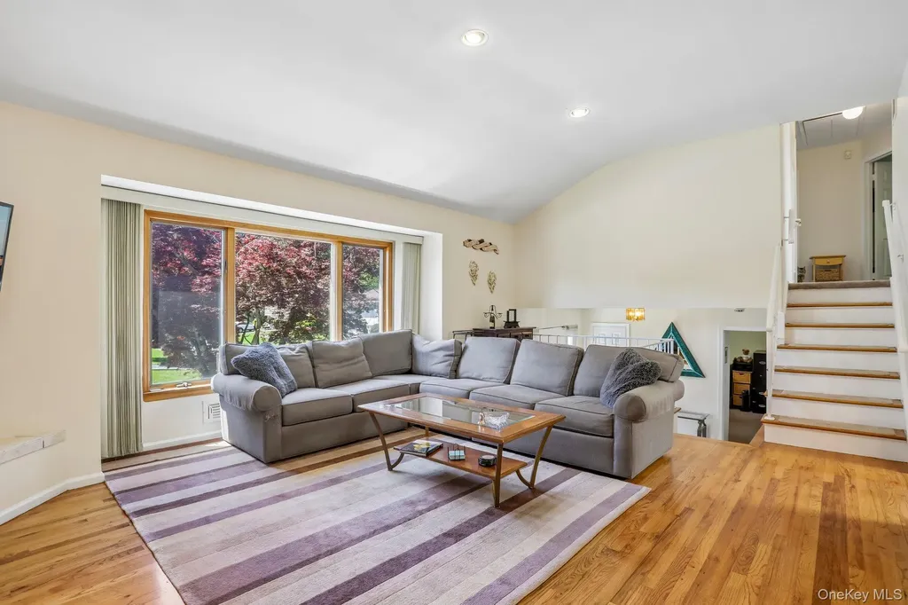 53 Shepherds Drive Scarsdale NY 10583