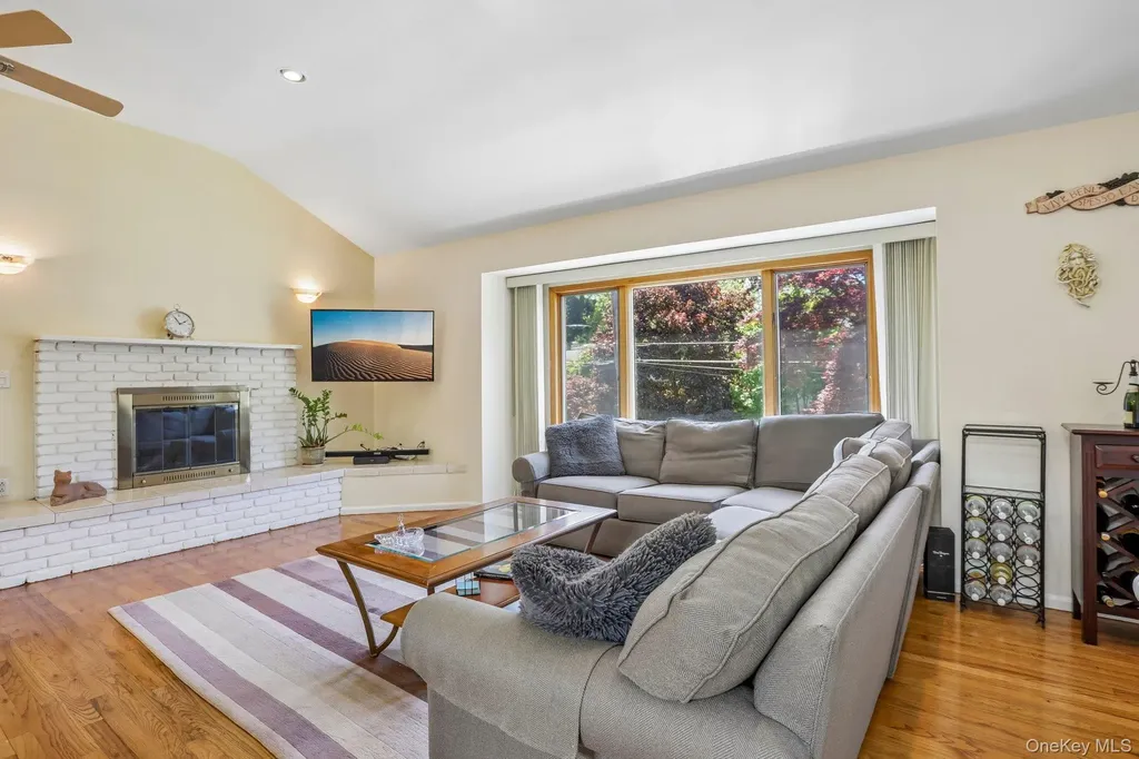 53 Shepherds Drive Scarsdale NY 10583