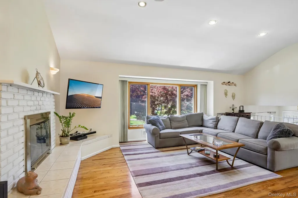 53 Shepherds Drive Scarsdale NY 10583