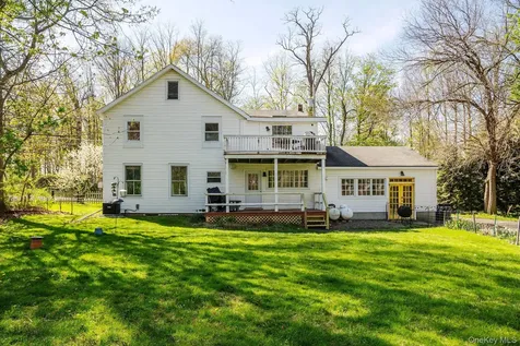 420 Rhinecliff Road Rhinebeck NY 12572