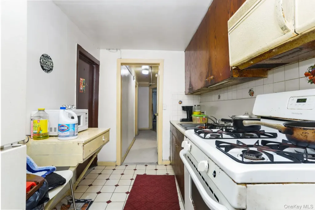 661 Jefferson Place Bronx NY 10456