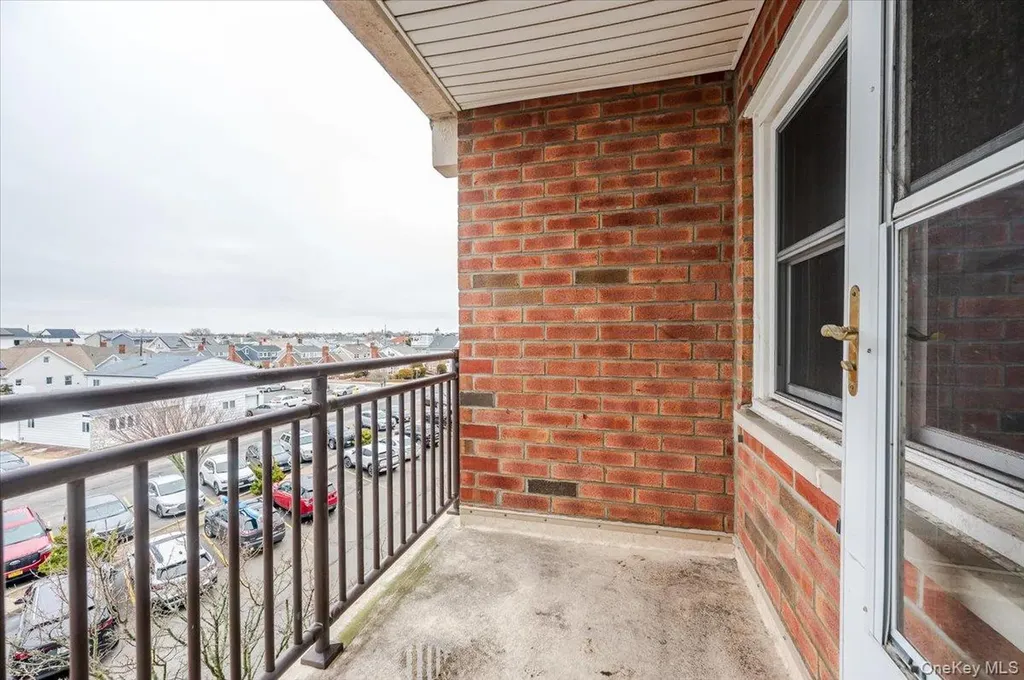 740 E Broadway Long Beach NY 11561