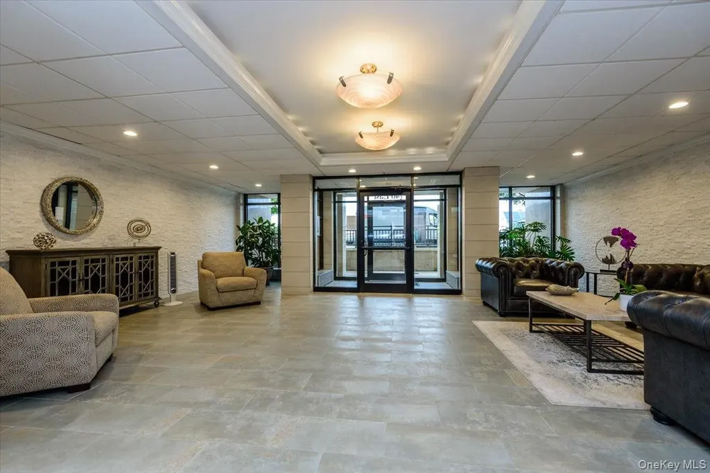 740 E Broadway Long Beach NY 11561