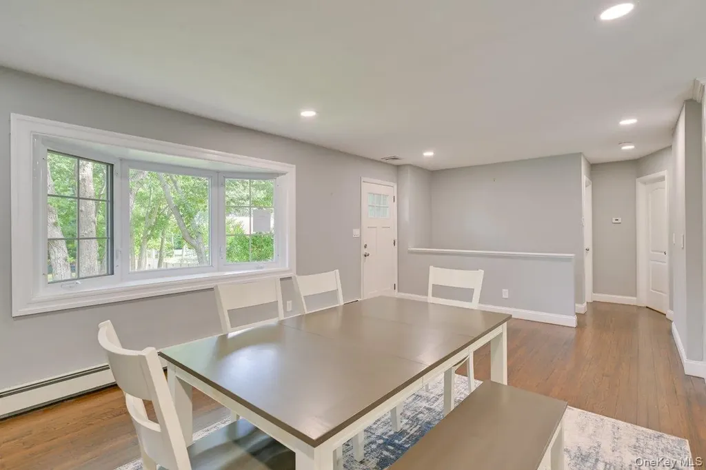 2 Fairview Road Hampton Bays NY 11946