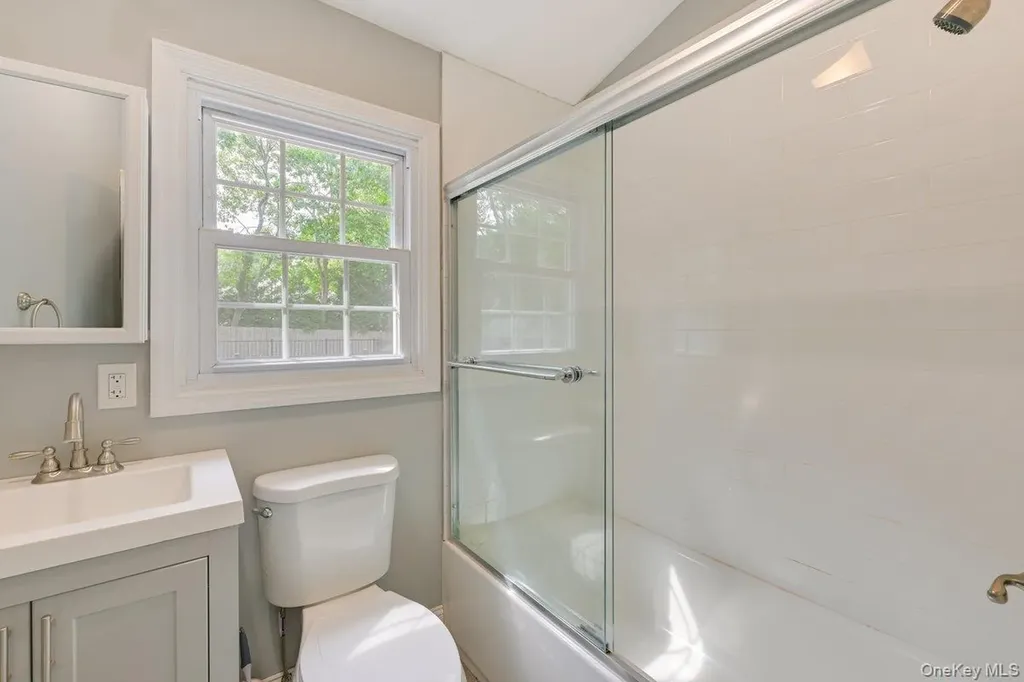2 Fairview Road Hampton Bays NY 11946