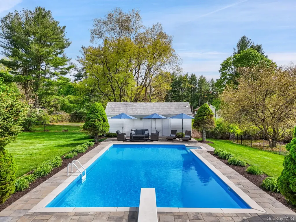15 Debbie Lane Cross River NY 10518