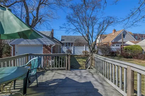 8610 250th Street Bellerose NY 11426