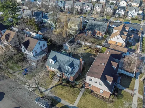 8610 250th Street Bellerose NY 11426