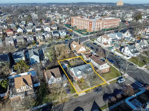 8610 250th Street Bellerose NY 11426