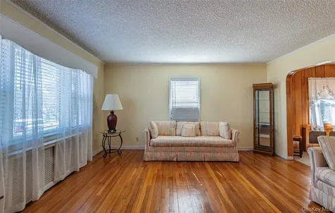 8610 250th Street Bellerose NY 11426