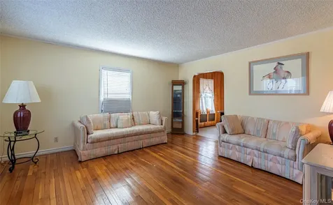 8610 250th Street Bellerose NY 11426
