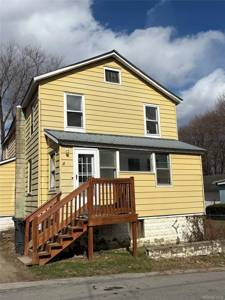 101 Spring Street Maybrook NY 12543