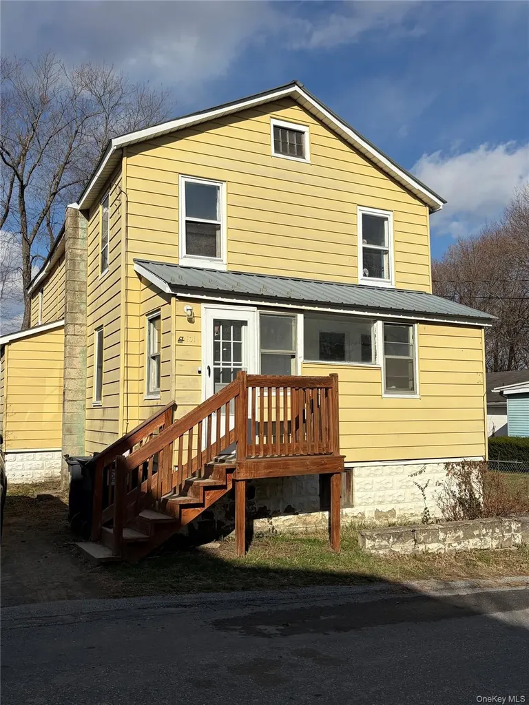 101 Spring Street Maybrook NY 12543