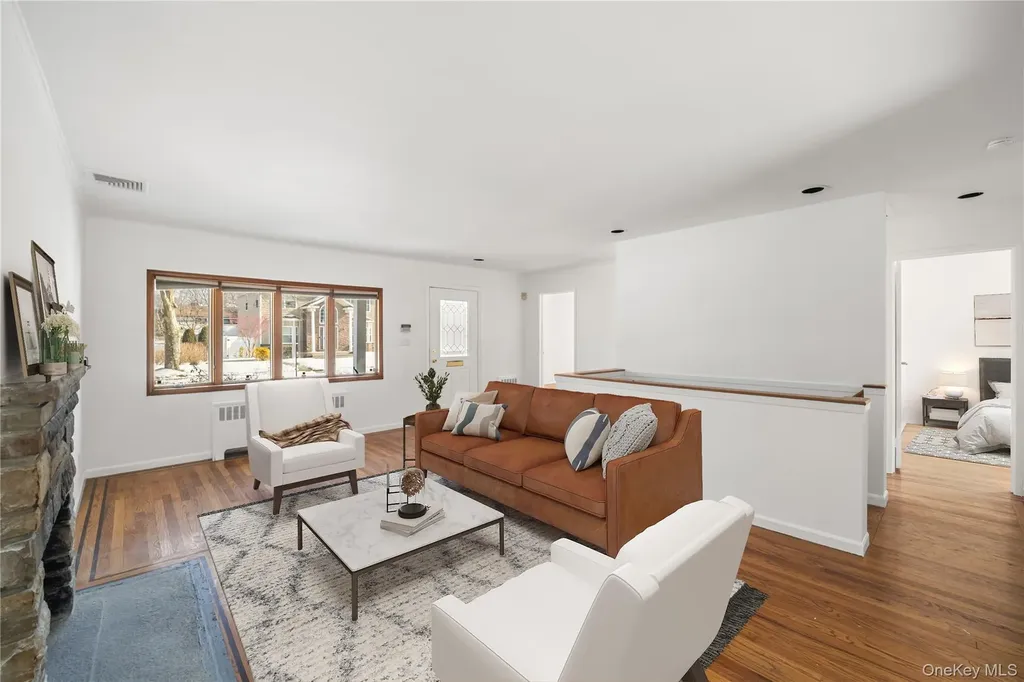 24 Elderberry Road Syosset NY 11791