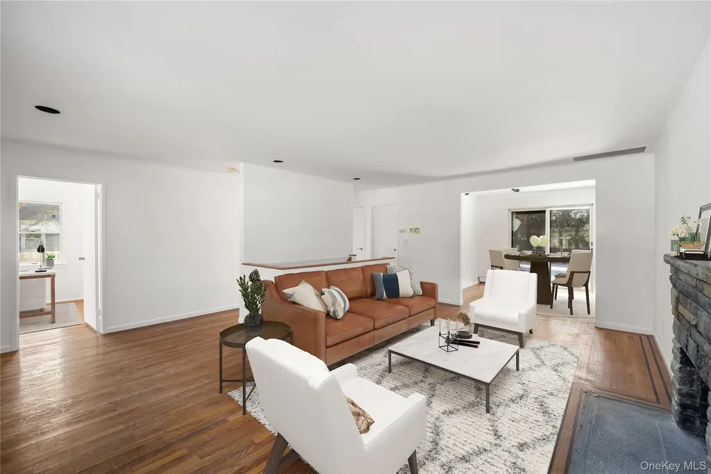 24 Elderberry Road Syosset NY 11791