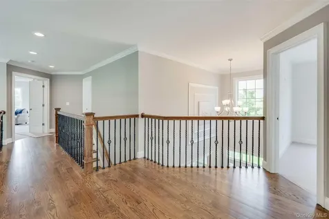 991 Freedom Road Pleasant Valley NY 12569